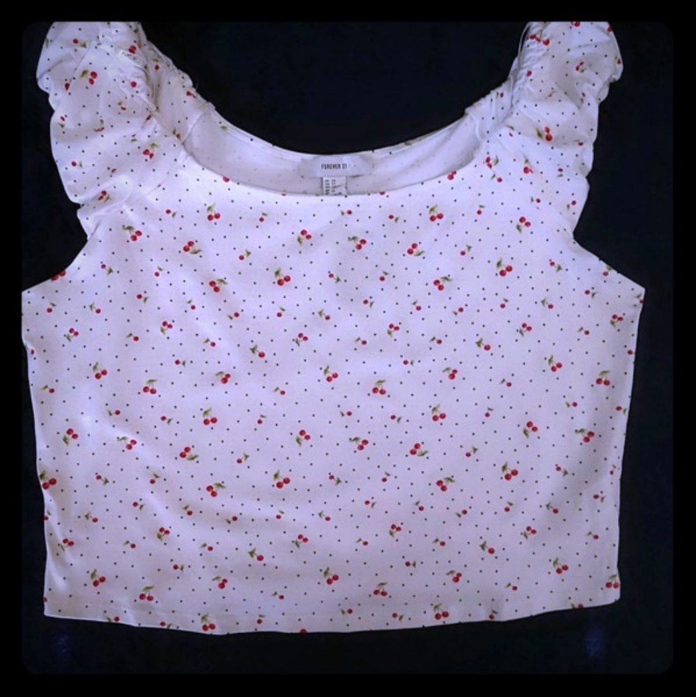 NWT Forever 21 crop top